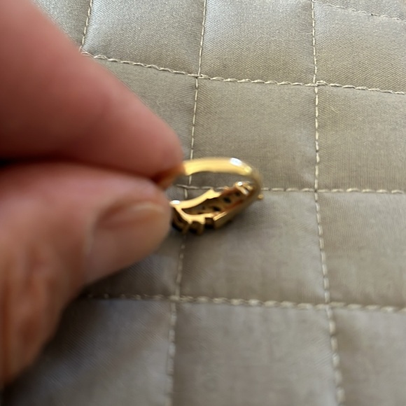 Elegant Sapphire  14k Gold Stone Ring sz 6.5 - Picture 6 of 6